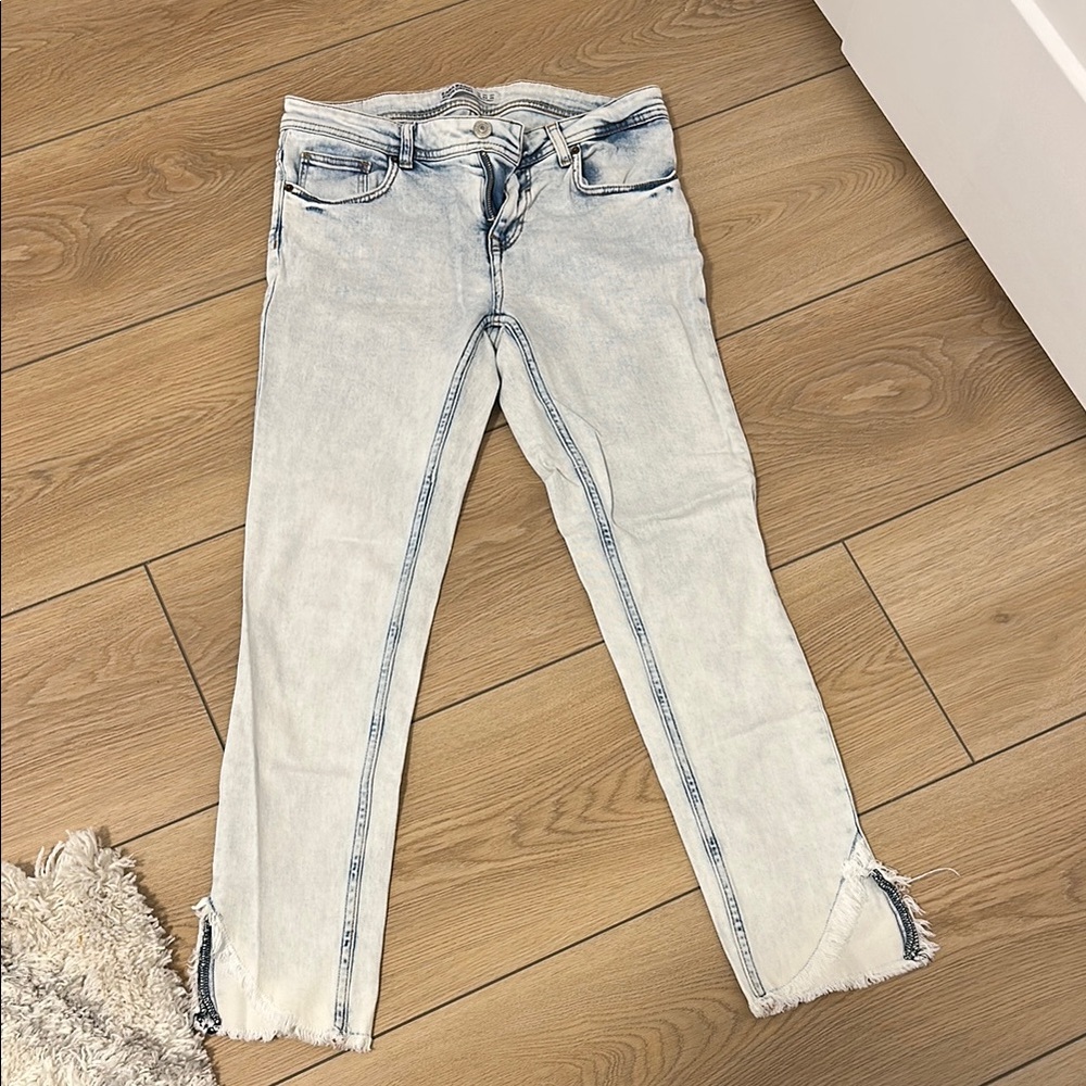 Women's Light Blue Jeans
